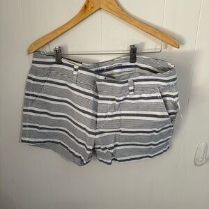GAP Women's Striped Navy and White Shorts